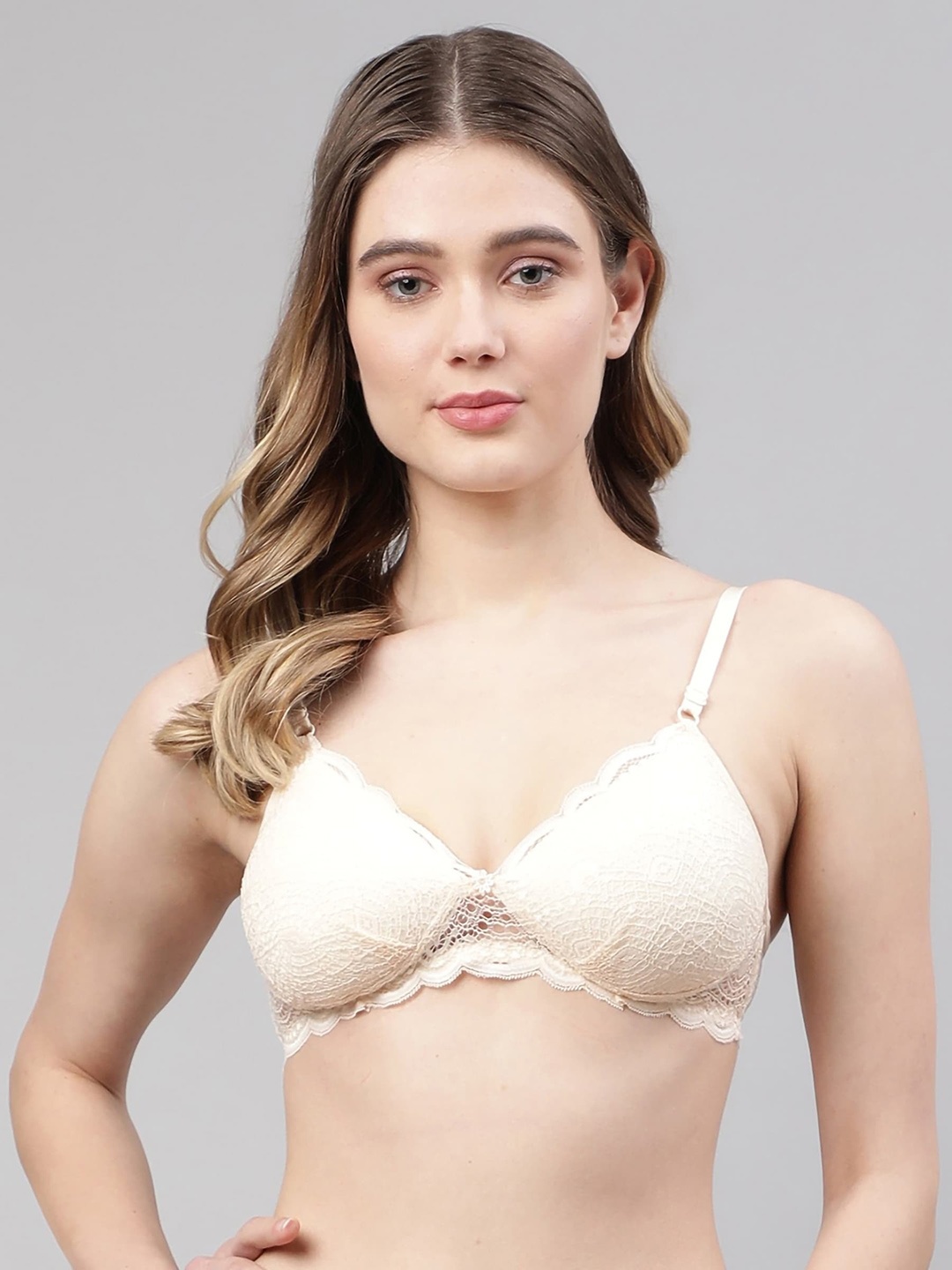 

PIBU Self Design Lightly Padded Lace Lingerie Set, Beige