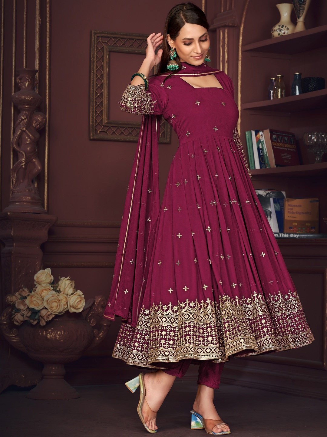 

Warthy Ent Floral Printed Floral Georgette Anarkali Kurta With Duptta, Pink