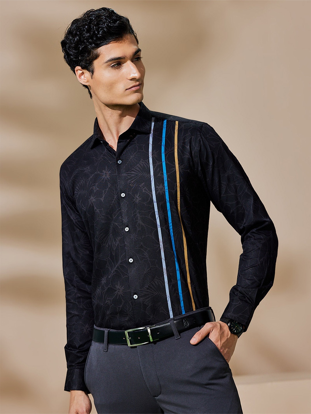 

Stori Floral Printed Casual Shirt, Black