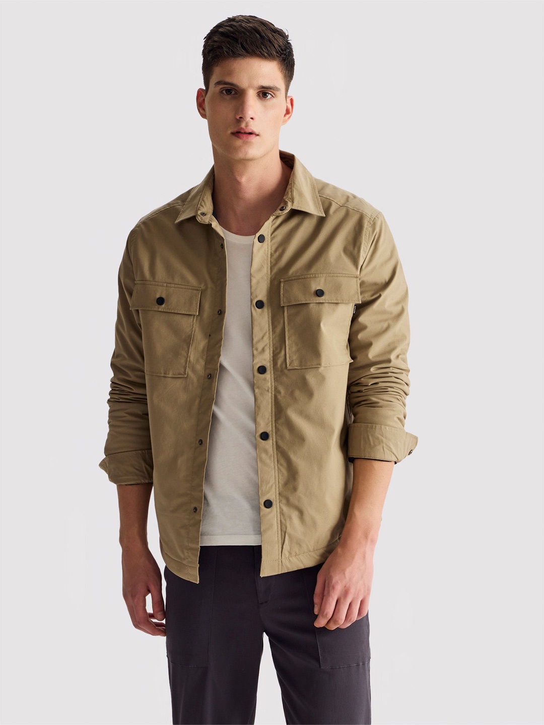 

Red Flame Spread Collar Long Sleeves Casual Shacket, Khaki