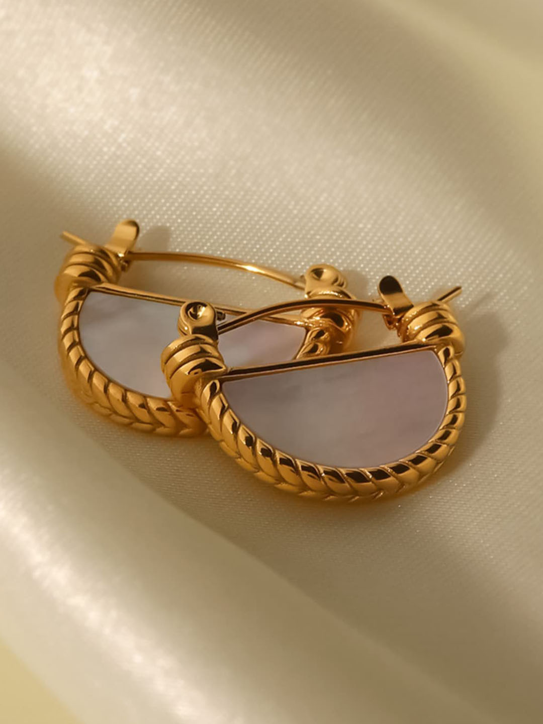 

Dorada Jewellery Gold-Plated Contemporary Hoop Earrings, White