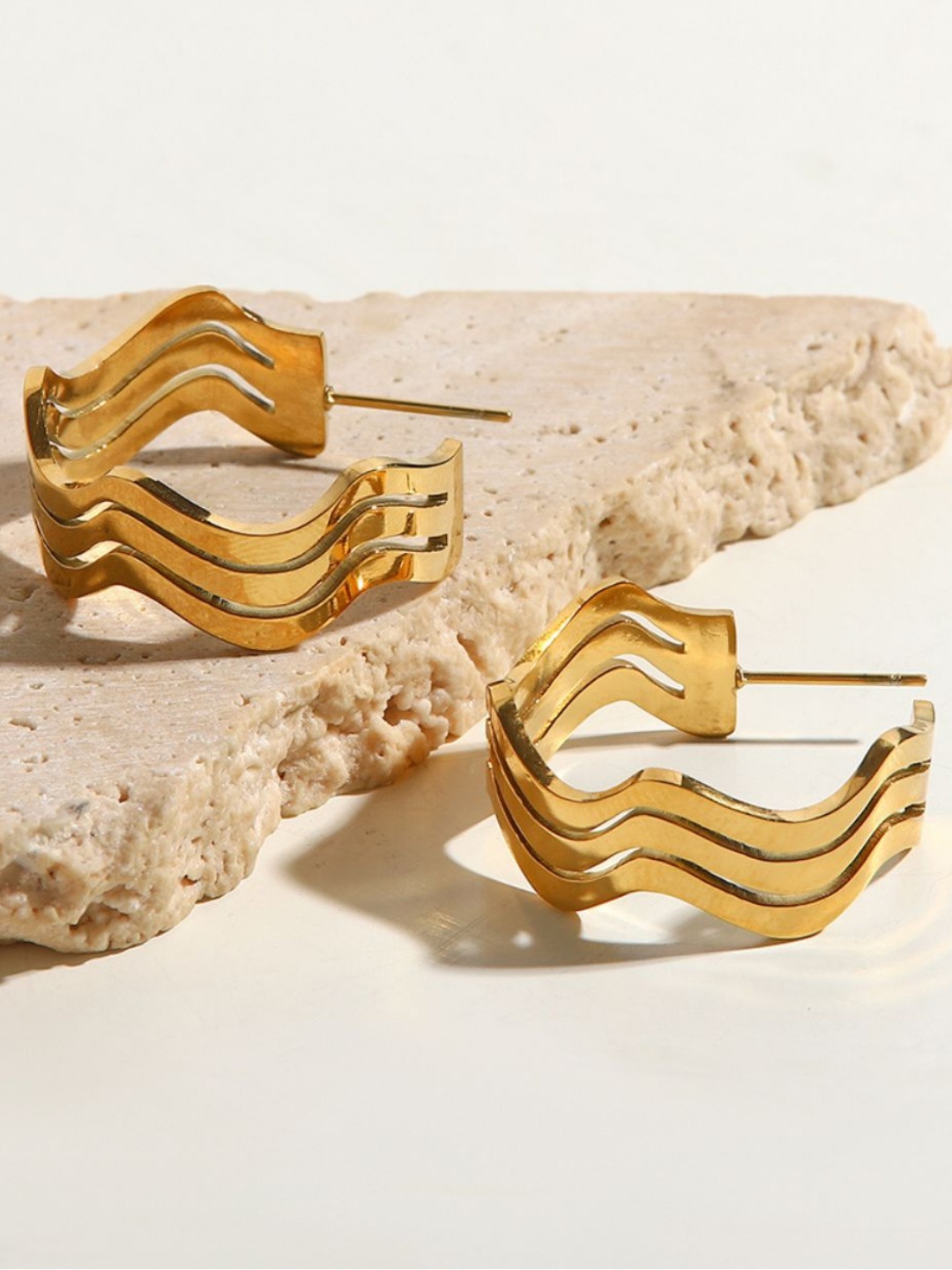 

Dorada Jewellery Waterwave Hoop Earrings, Gold