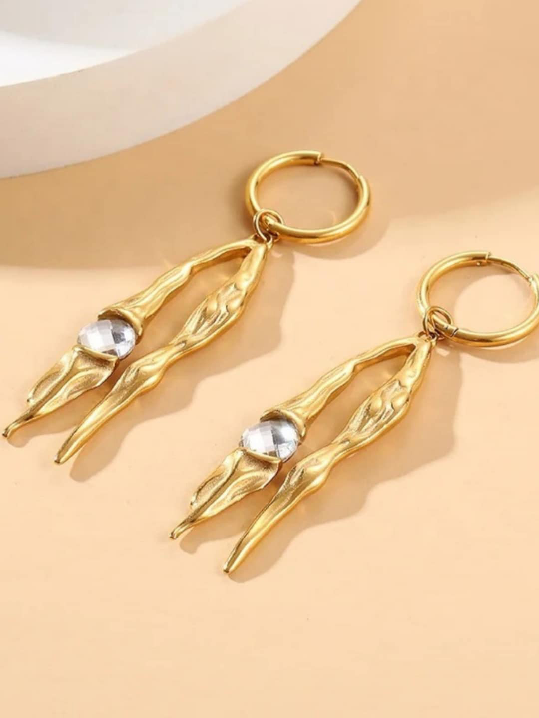 

Dorada Jewellery Gold-Plated Contemporary Drop Earrings
