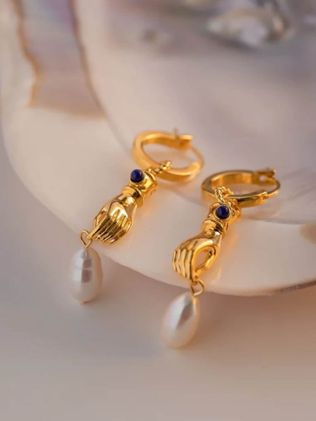 

Dorada Jewellery Gold-Plated Pearls Beaded Contemporary Hoop Earrings