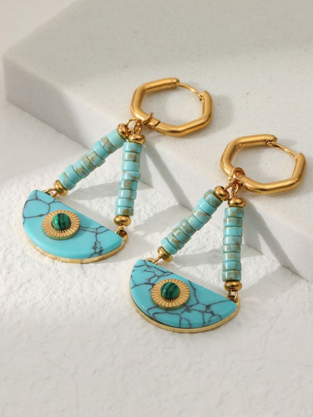 

Dorada Jewellery Gold-Plated Geometric Hoop Earrings