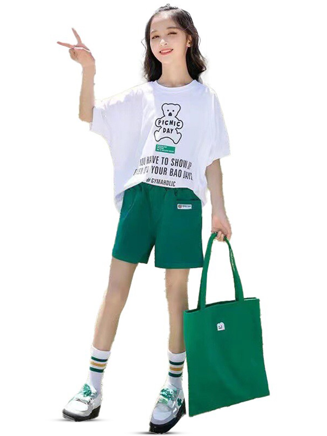 

StyleCast x Revolte Girls Green & White Round Neck Printed T-shirt with Shorts