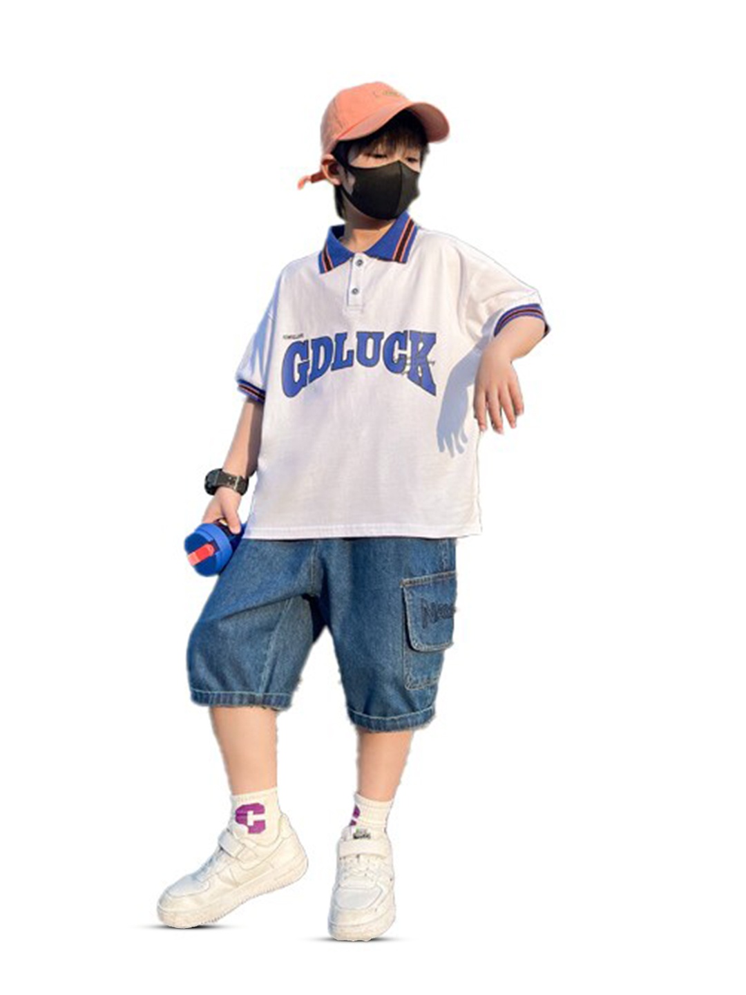 

StyleCast x Revolte Boys Blue & White Printed T-shirt with Shorts