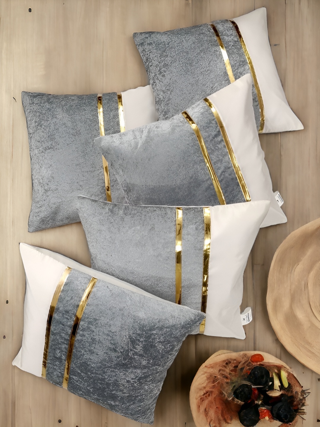 

Zikrak Exim Silver-Toned & White 5 Pieces Velvet Square Cushion Covers