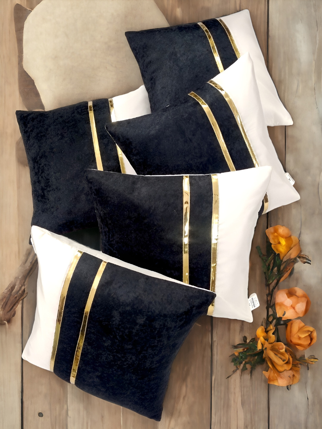 

Zikrak Exim Black & White 5 Pieces Velvet Square Cushion Covers