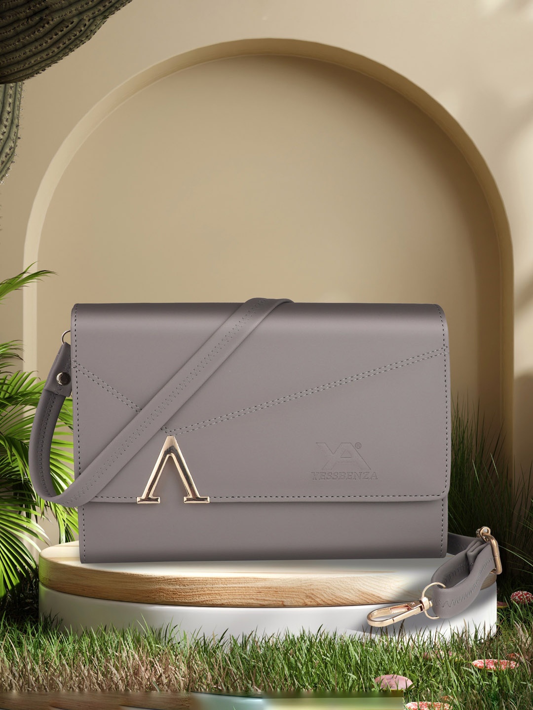 

YESSBENZA Structured Sling Bag, Grey