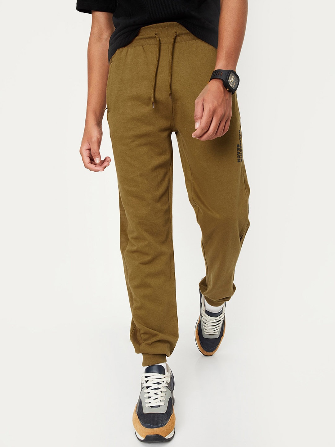 

max Boys Pure Cotton Mid-Rise Joggers, Khaki