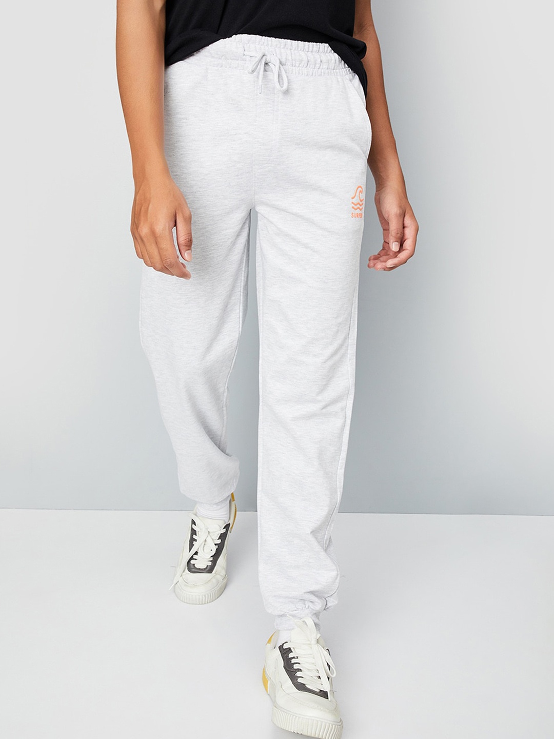 

max Boys Mid Rise Joggers, Grey