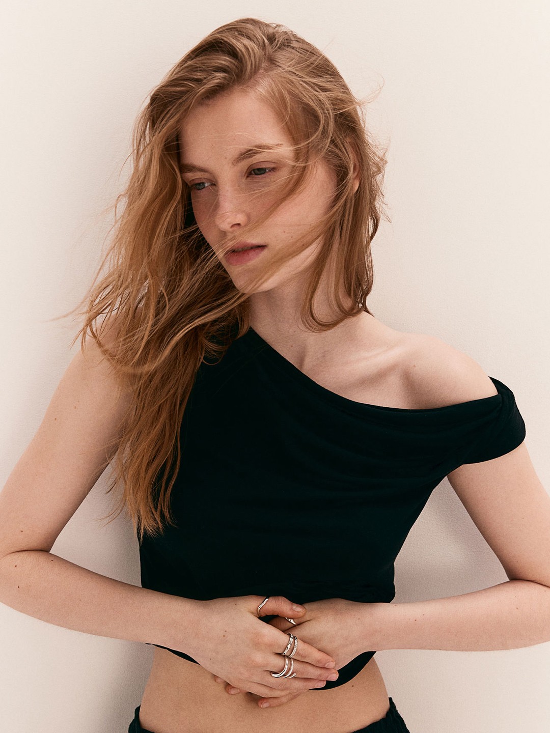 

H&M Twist-Details One-Shoulder Top, Black