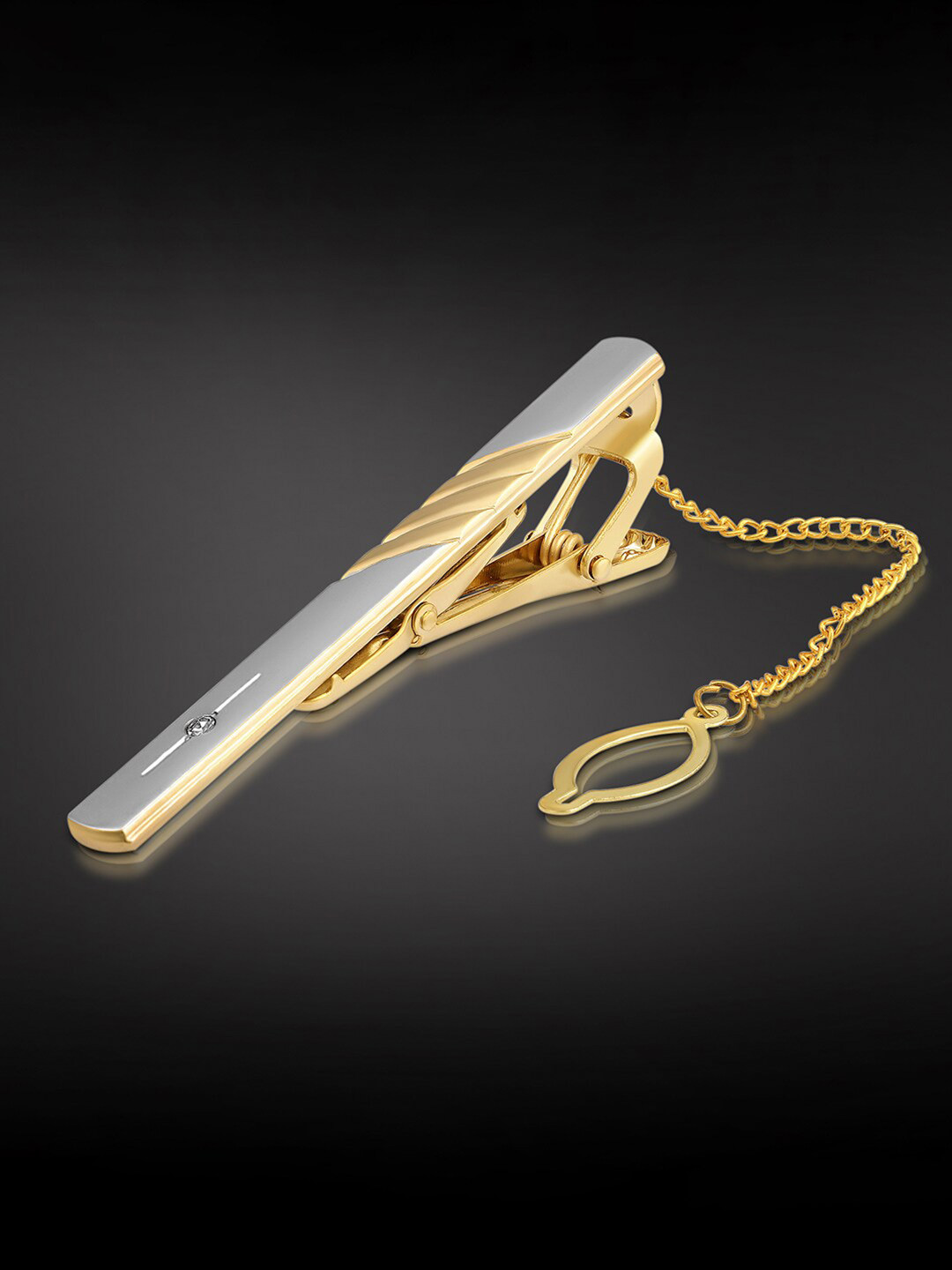 

Peora Men Gold-Plated Brooch, Silver