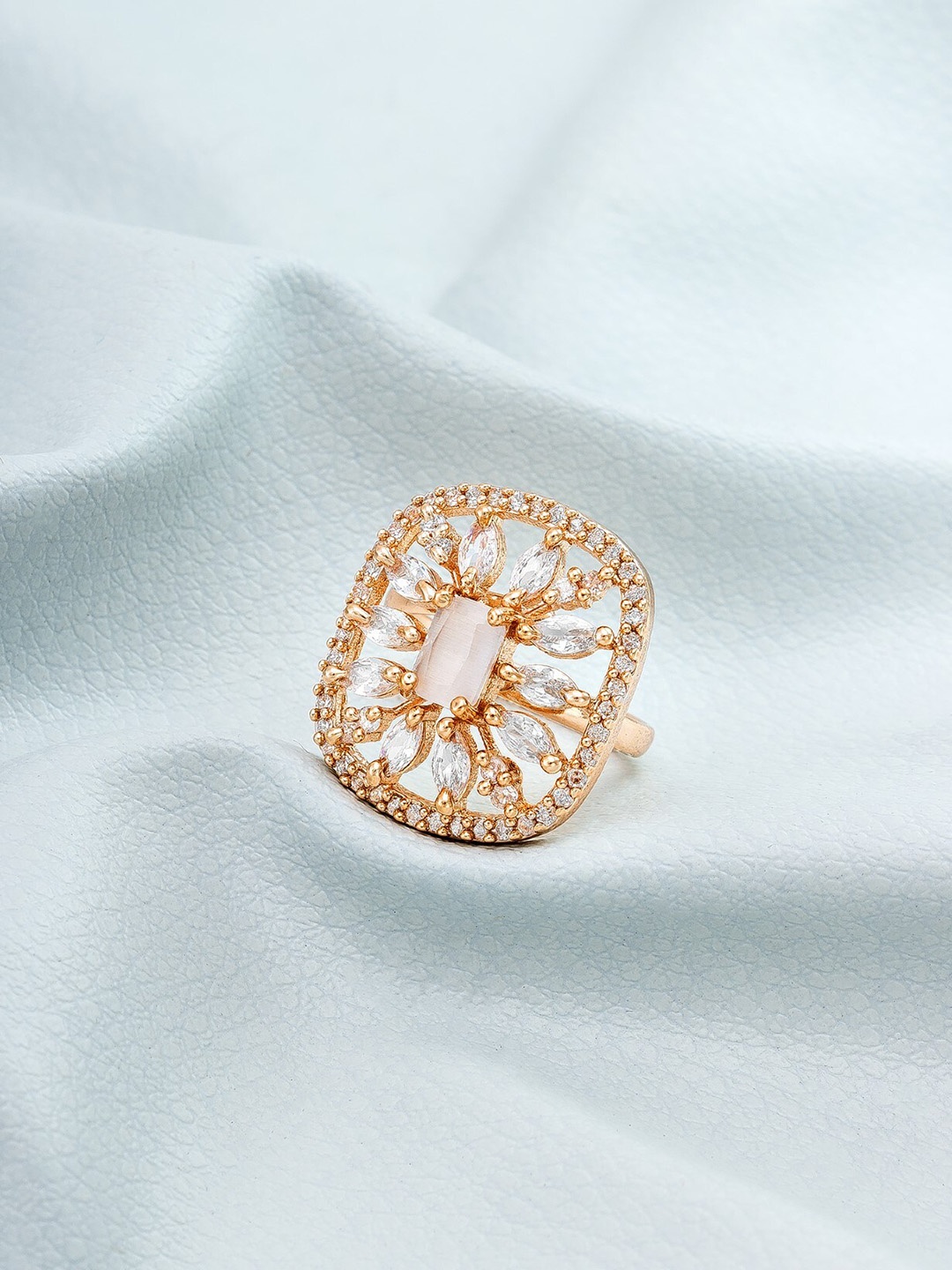 

LUMIERE JEWEL Gold-Plated Cubic Zirconia Studded Finger Ring