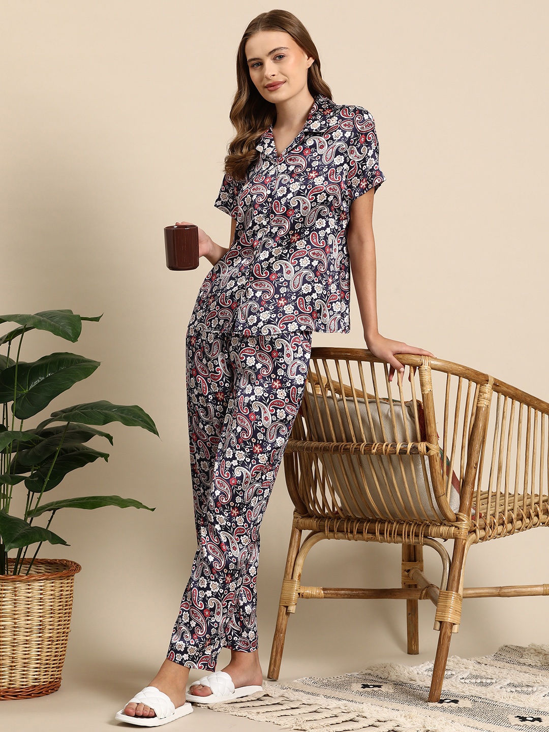 

Mast & Harbour Women Printed Satin Night Suit, Navy blue