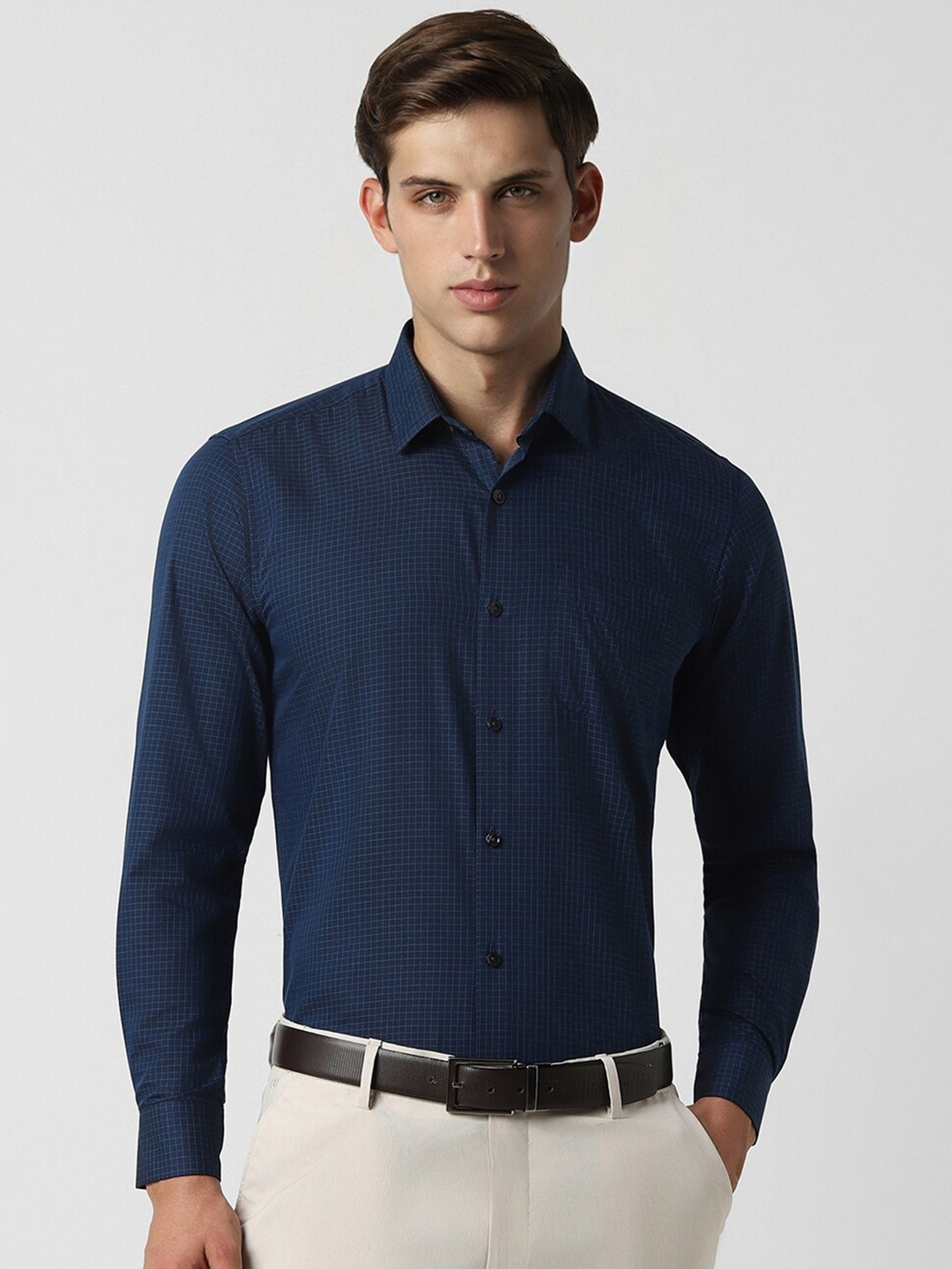 

Peter England Checked Spread Collar Formal Shirt, Navy blue