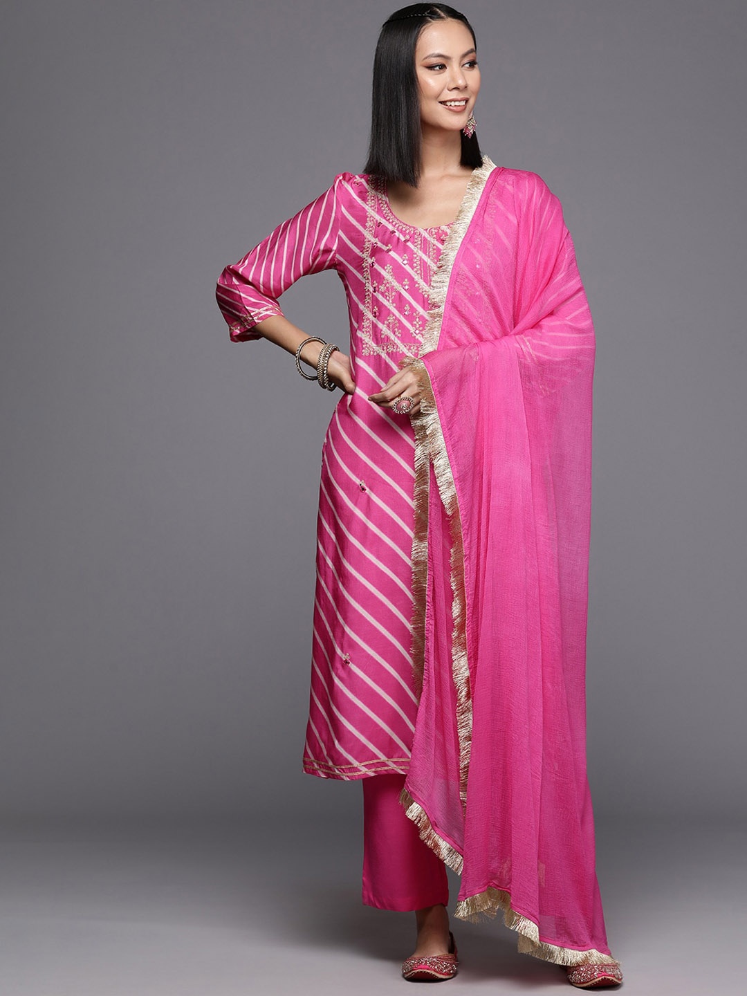 

Mitera Round Neck Printed Regular Pure Cotton Kurta with Trousers & Dupatta, Pink