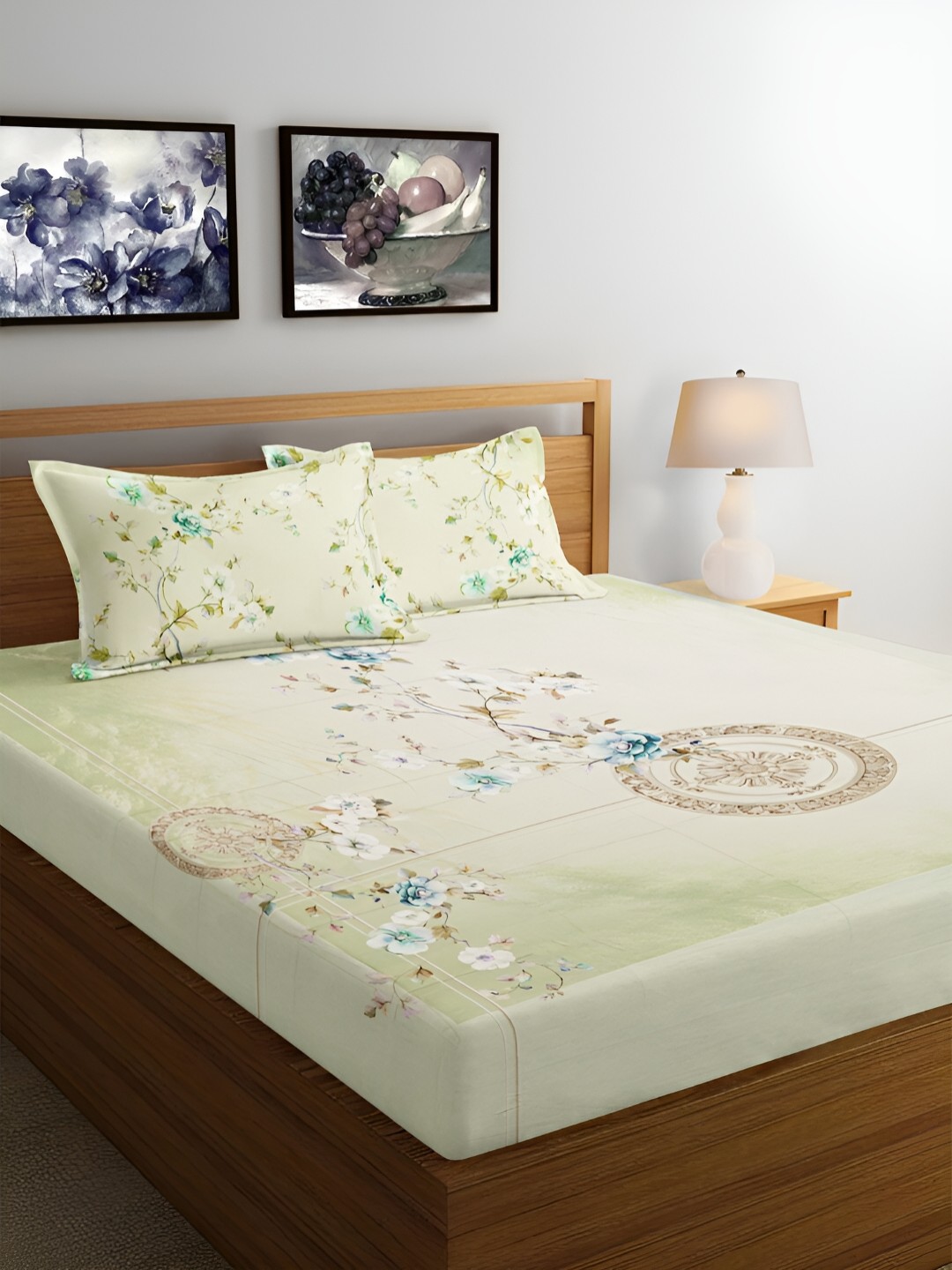 

Srijee Decors Lime Green & White Printed Cotton 300 TC King Bedsheet With 2 Pillow Covers