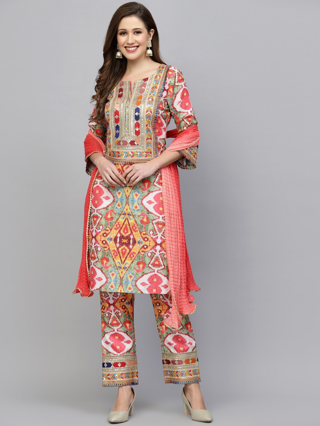 

Get Glamr Ethnic Motifs Printed Round Neck Straight Kurta with Trousers & Dupatta, Green