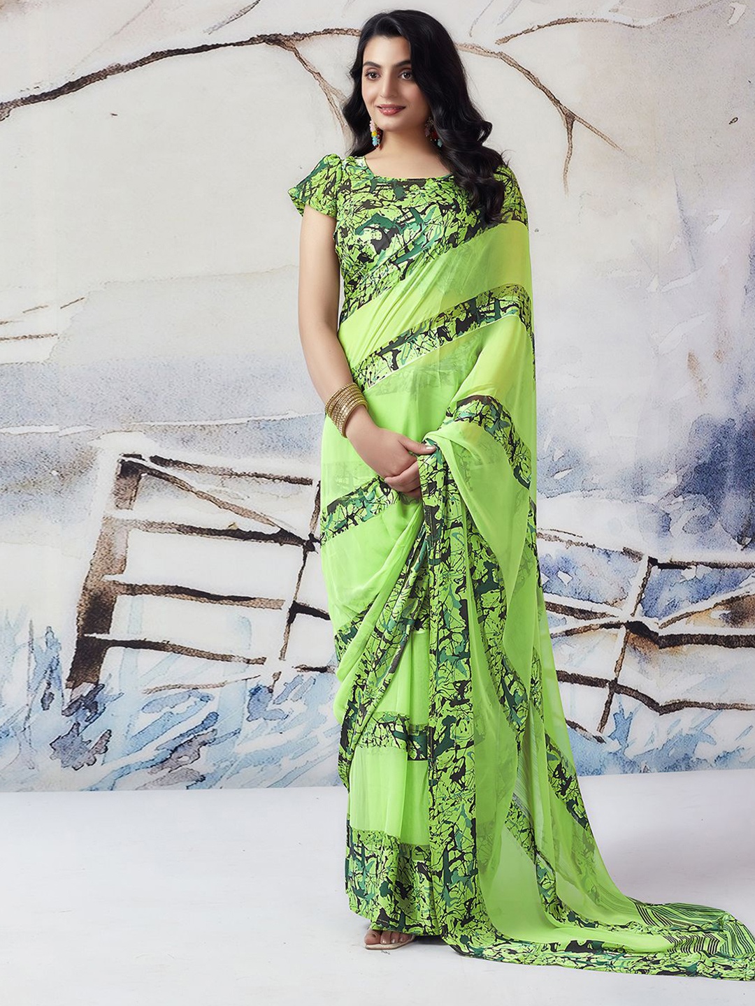 

KALINI Abstract Printed Saree, Green