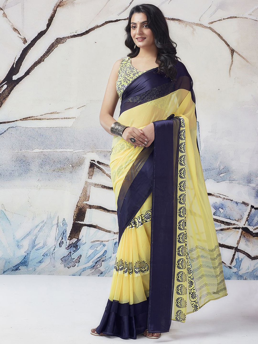 

KALINI Floral Printed Arani Saree, Yellow