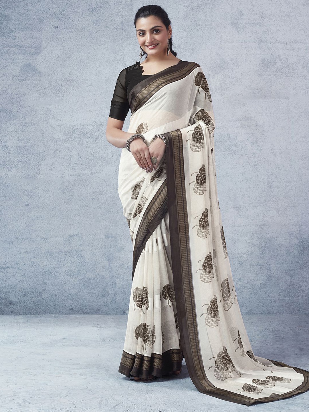 

KALINI Floral Printed Arani Saree, Off white
