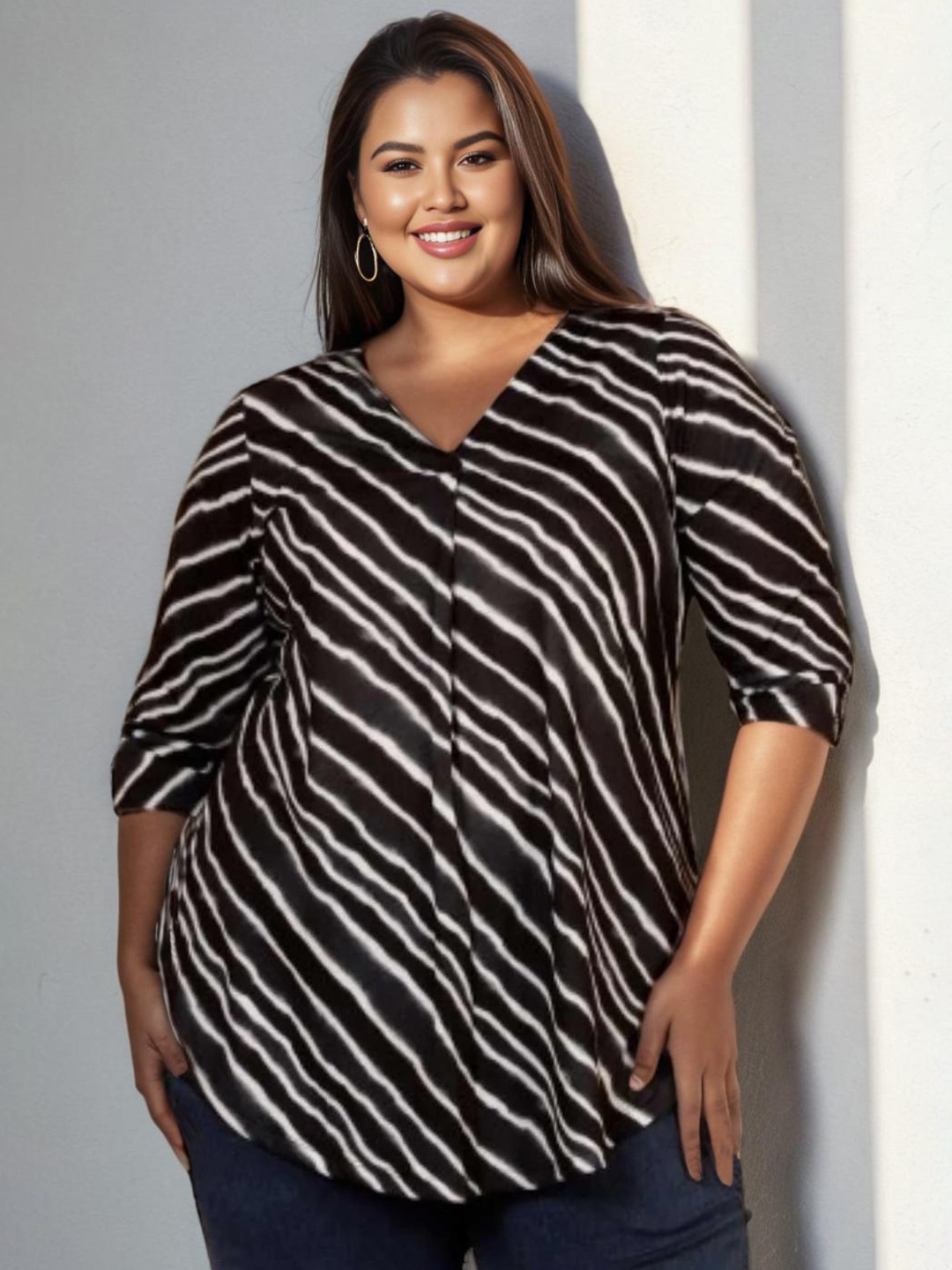 

Amydus Plus Size Striped V-Neck Top, Black