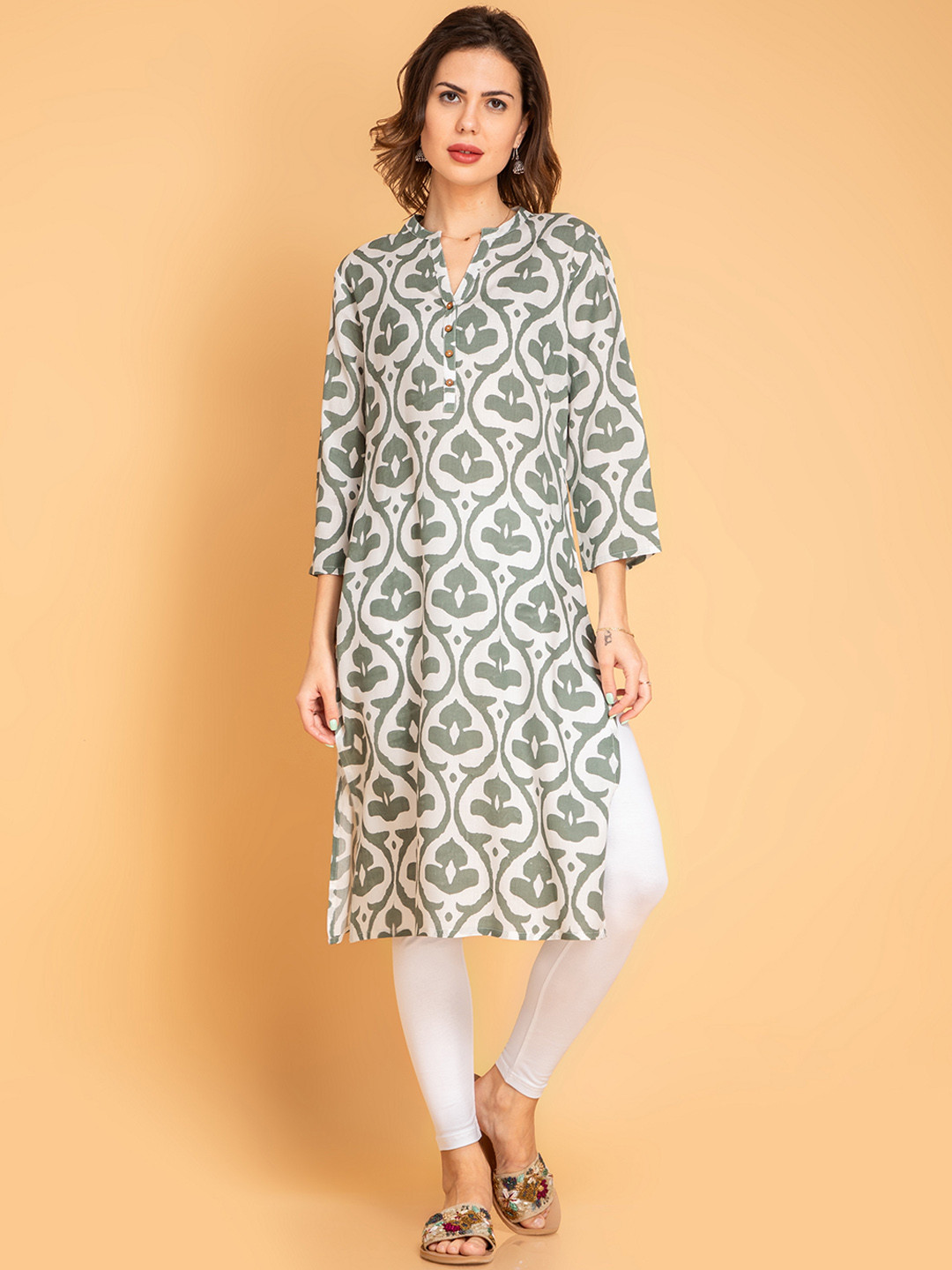 

fabGLOBAL Ethnic Motifs Printed Mandarin Colla Straight Kurta, Grey