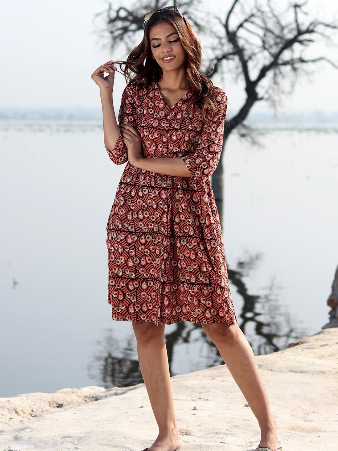 

SootiSyahi Paisley Print V-Neck Cotton A-Line Dress, Maroon