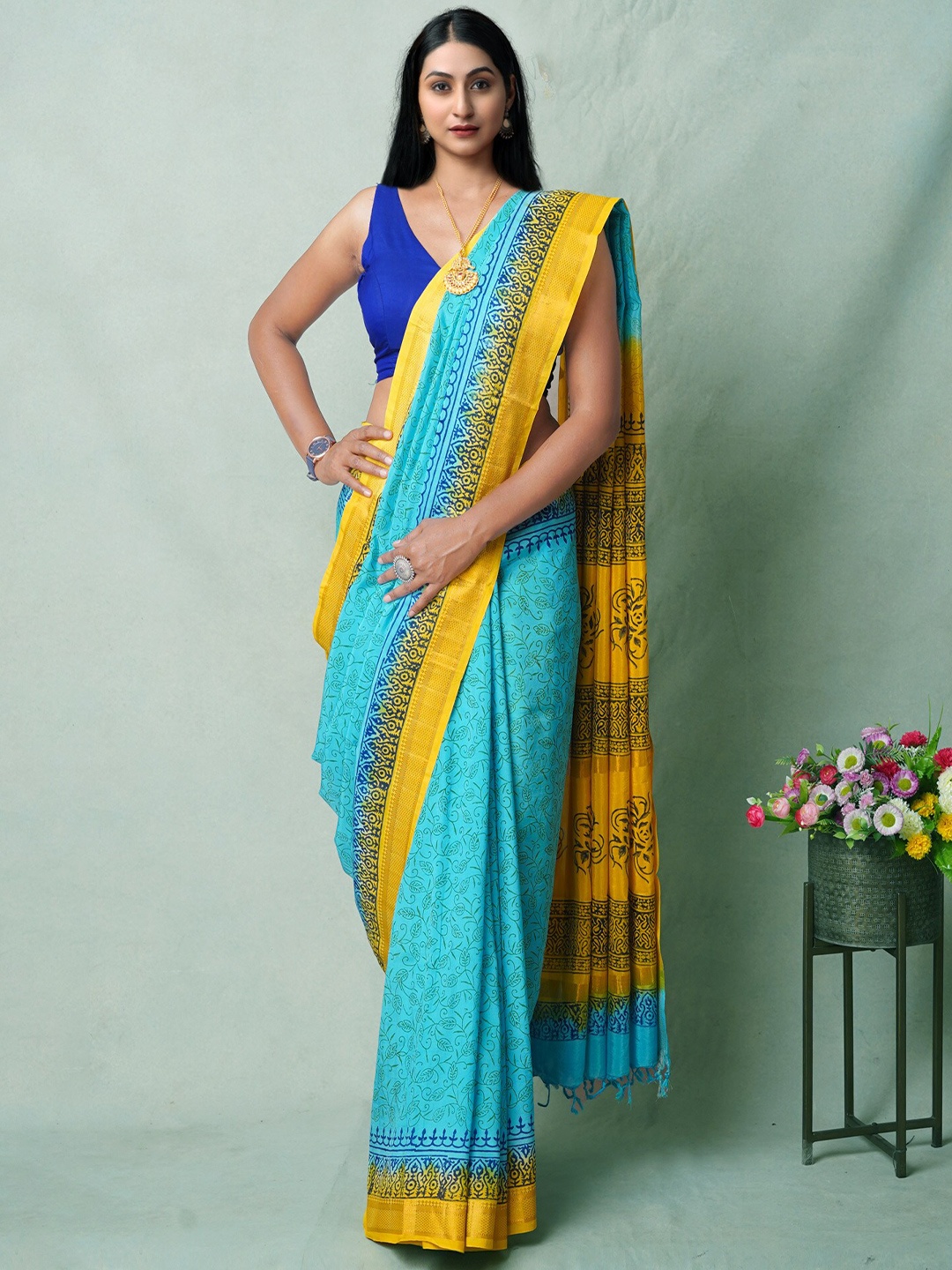 

Unnati Silks Ethnic Motifs Printed Zari Mangalagiri Saree, Blue