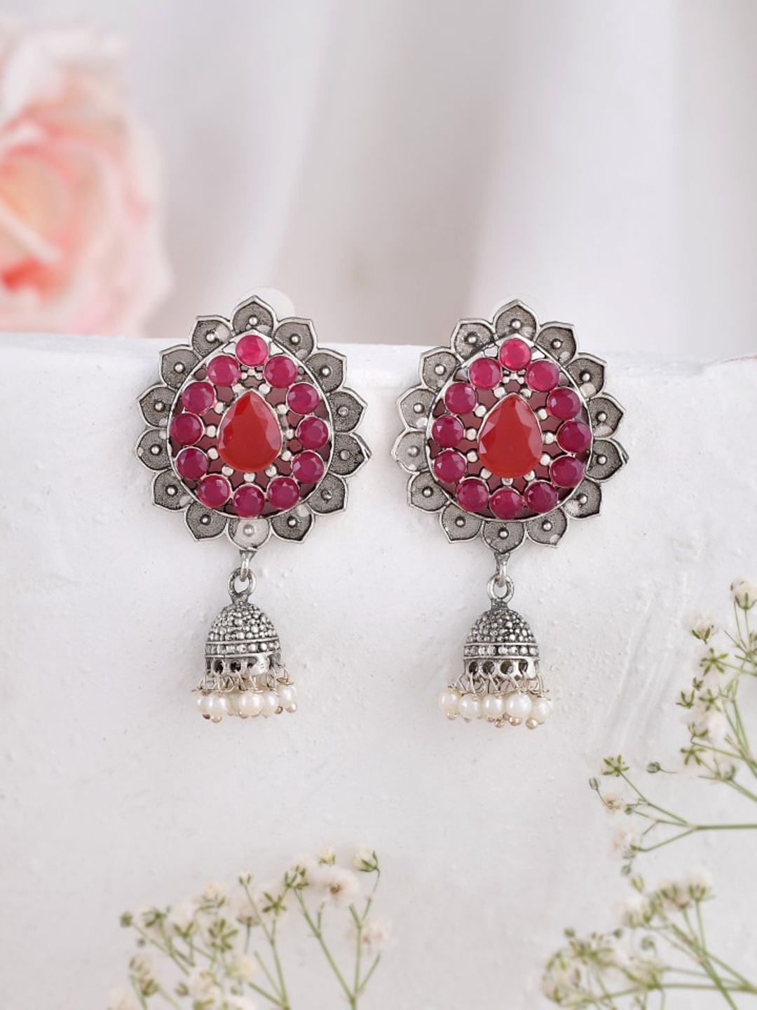

DASTOOR Contemporary Jhumkas Earrings, Silver