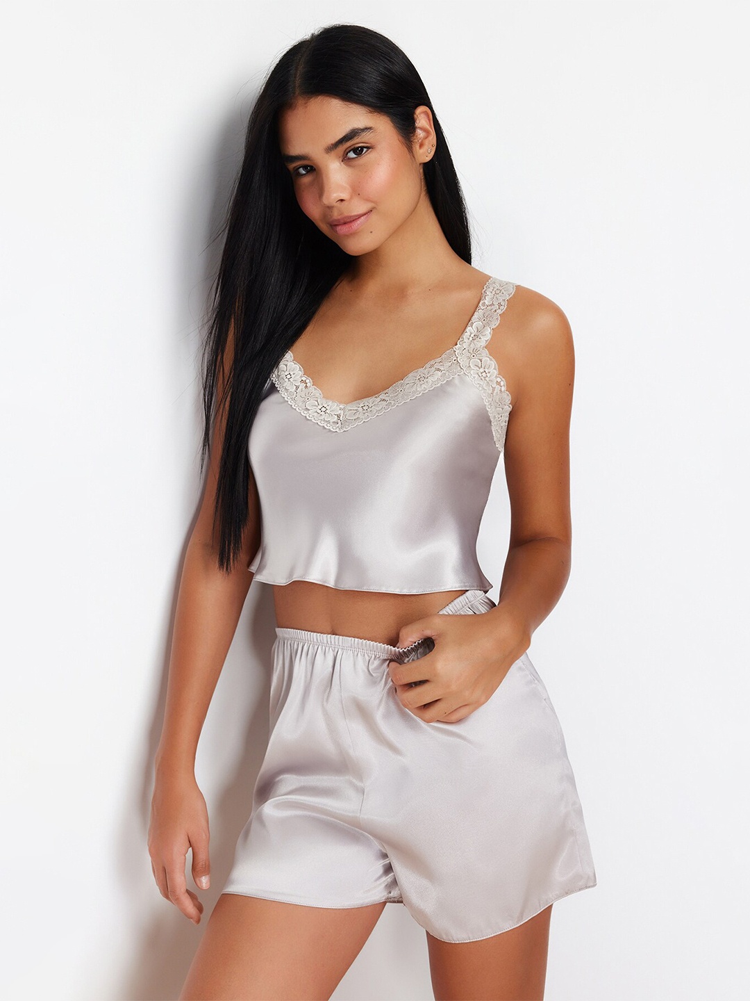 

Trendyol Shoulder Straps Night Suit, Beige