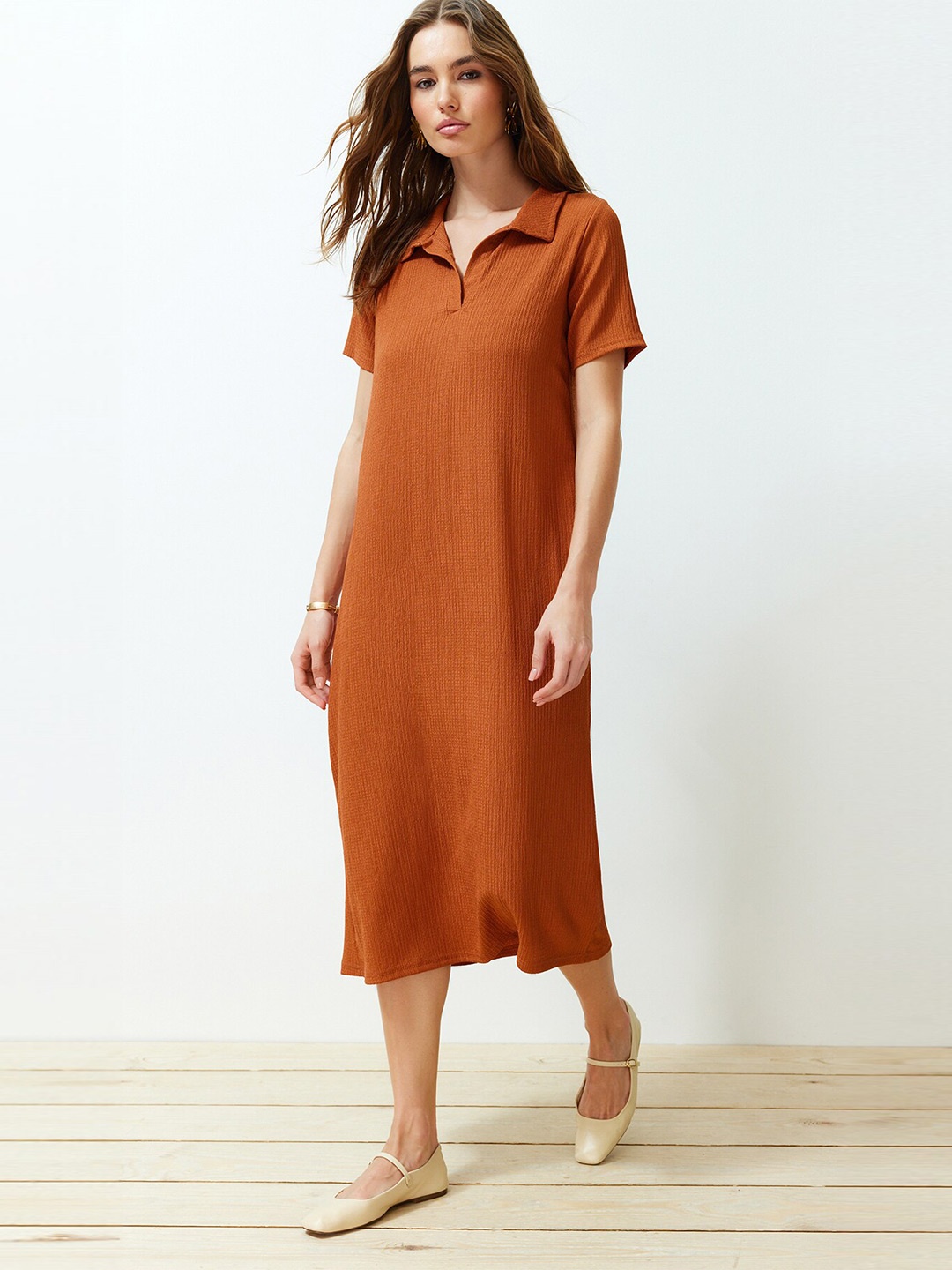 

Trendyol Self Design T-shirt Midi Dress, Brown