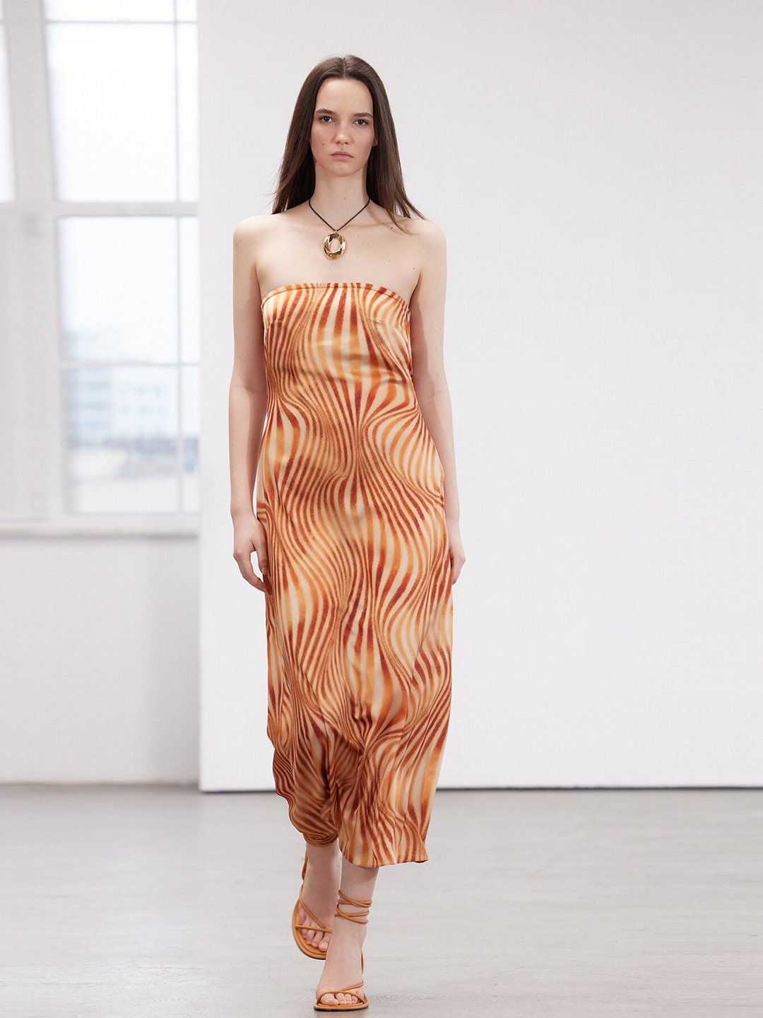 

Trendyol Abstract Printed Strapless Maxi Dress, Beige