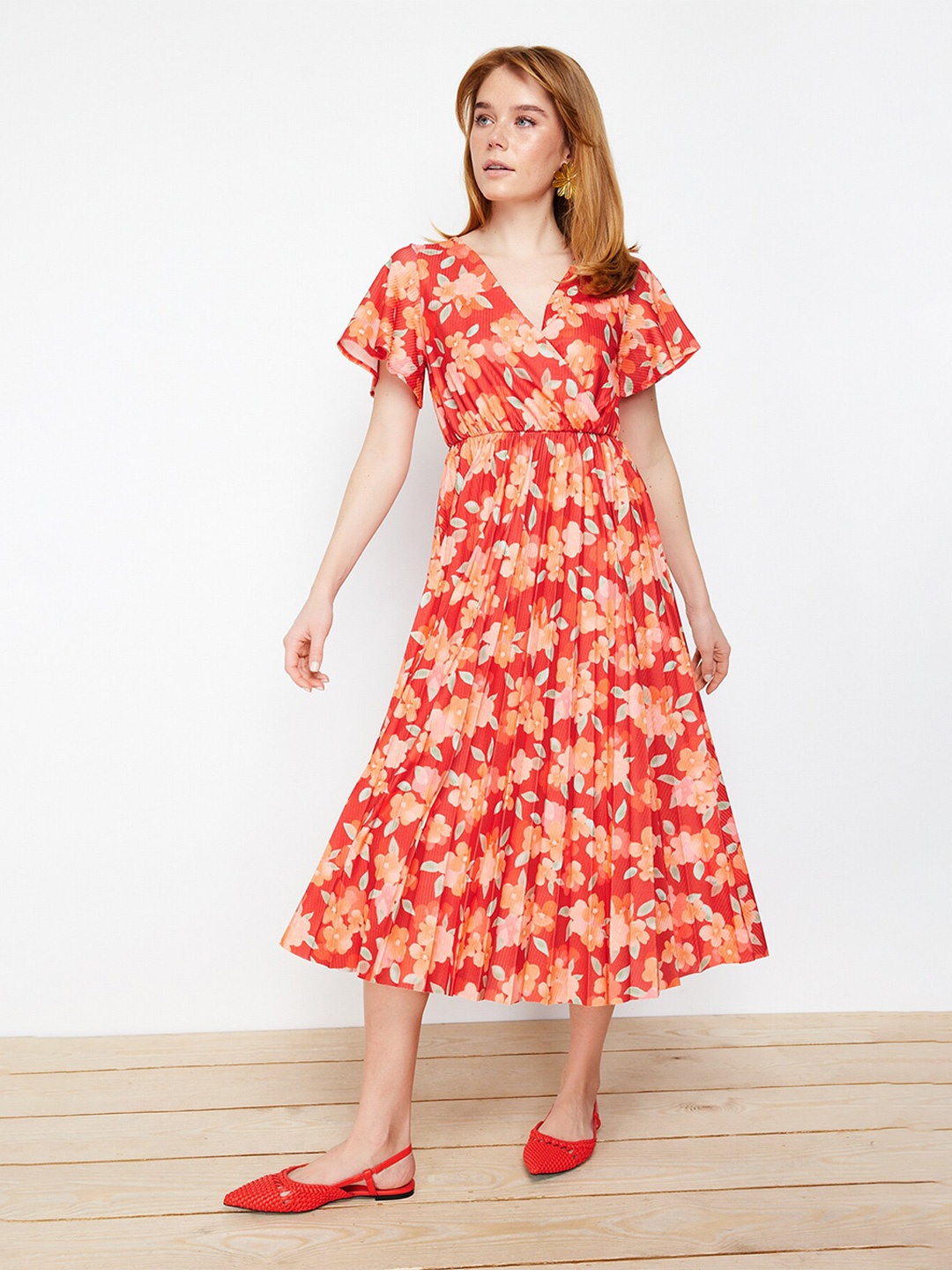 

Trendyol Floral Print Flared Sleeves Fit & Flare Midi Dress, Red