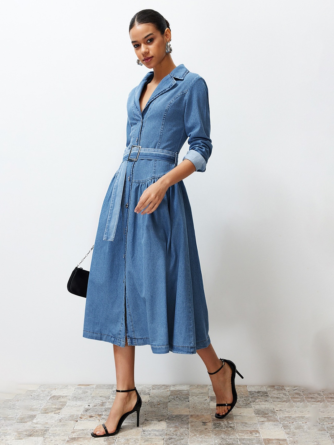 

Trendyol Shirt Collar Cuffed Sleeve Belted Pure Cotton Shirt Dress, Blue