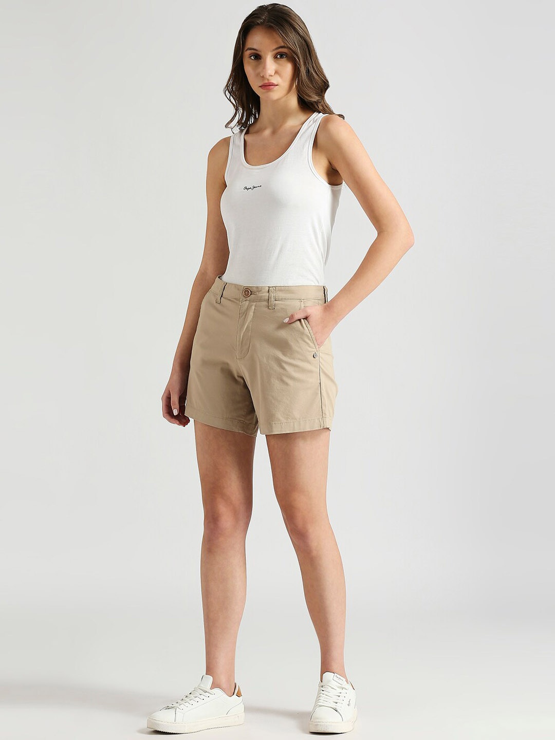 

Pepe Jeans Sussane Women Above Knee Regular Shorts, Beige