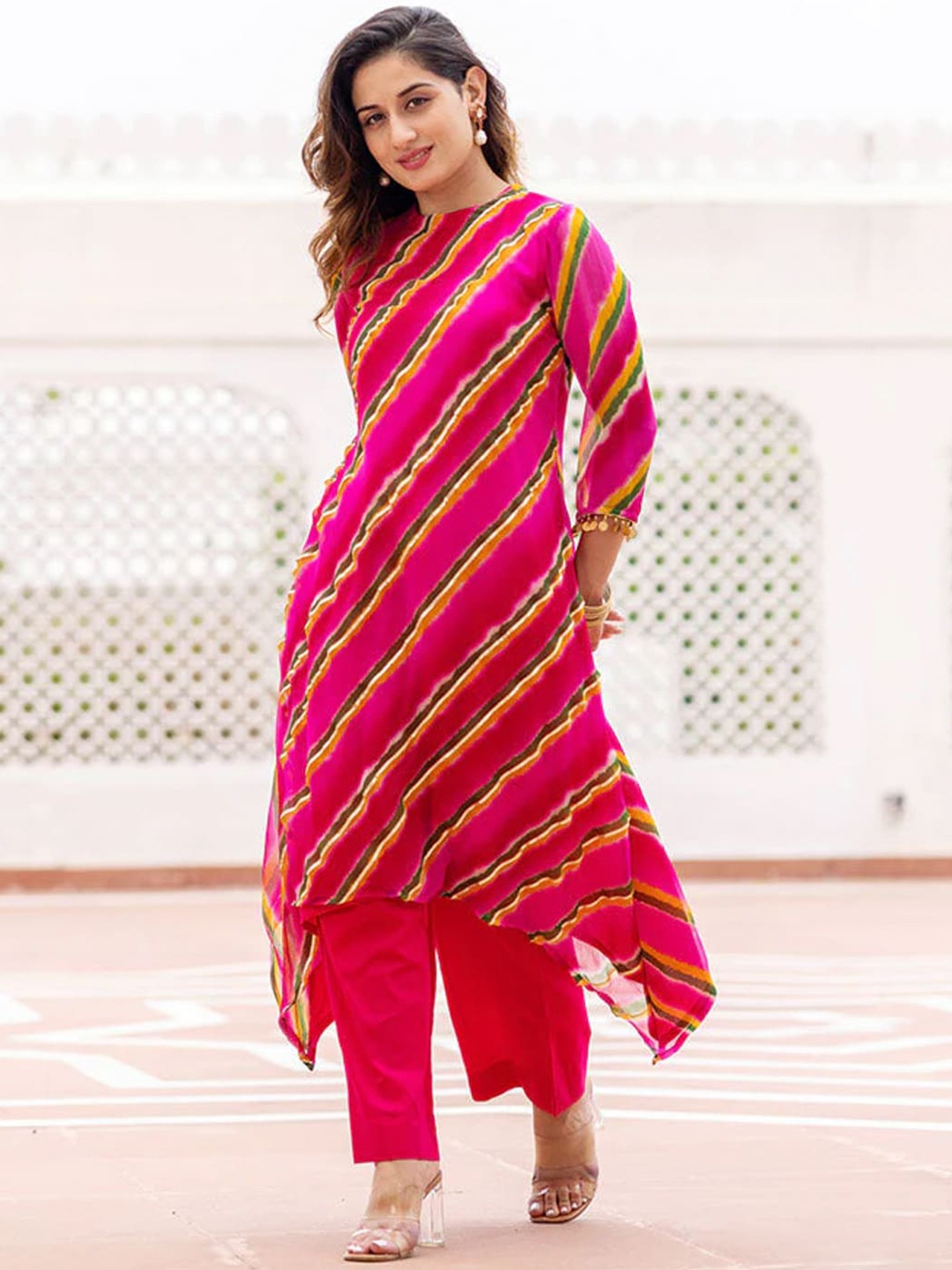 

Ambraee Leheriya Printed Tunic With Flared Trouser, Pink