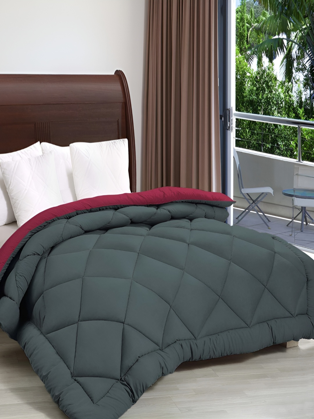 

RF RELAXFEEL Maroon & Grey Geometric Microfiber Heavy Winter 233 GSM Single Bed Comforter