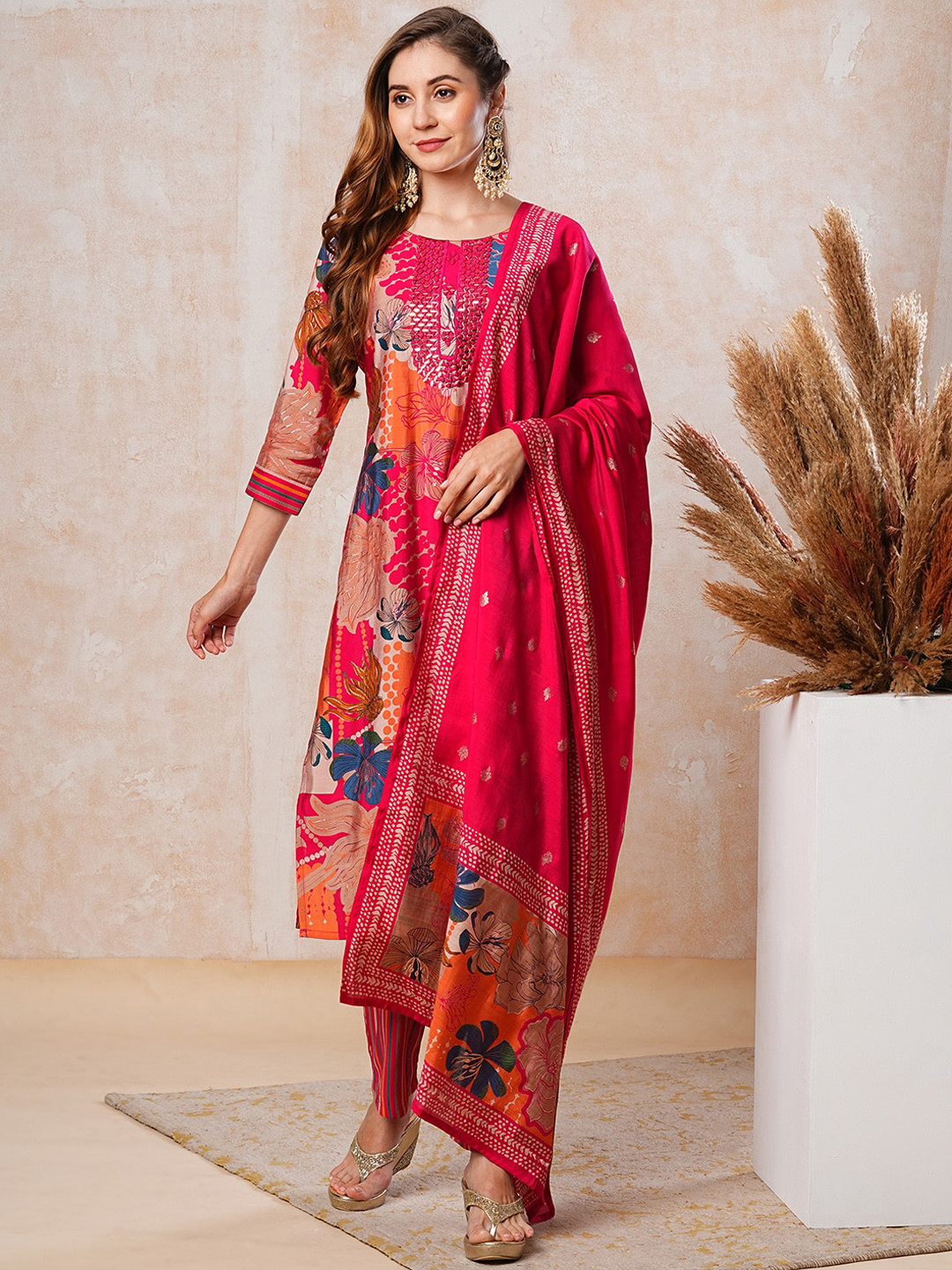 

FASHOR Ethnic Motifs Printed Mirror Work Kurta With Trouser & Dupatta, Red