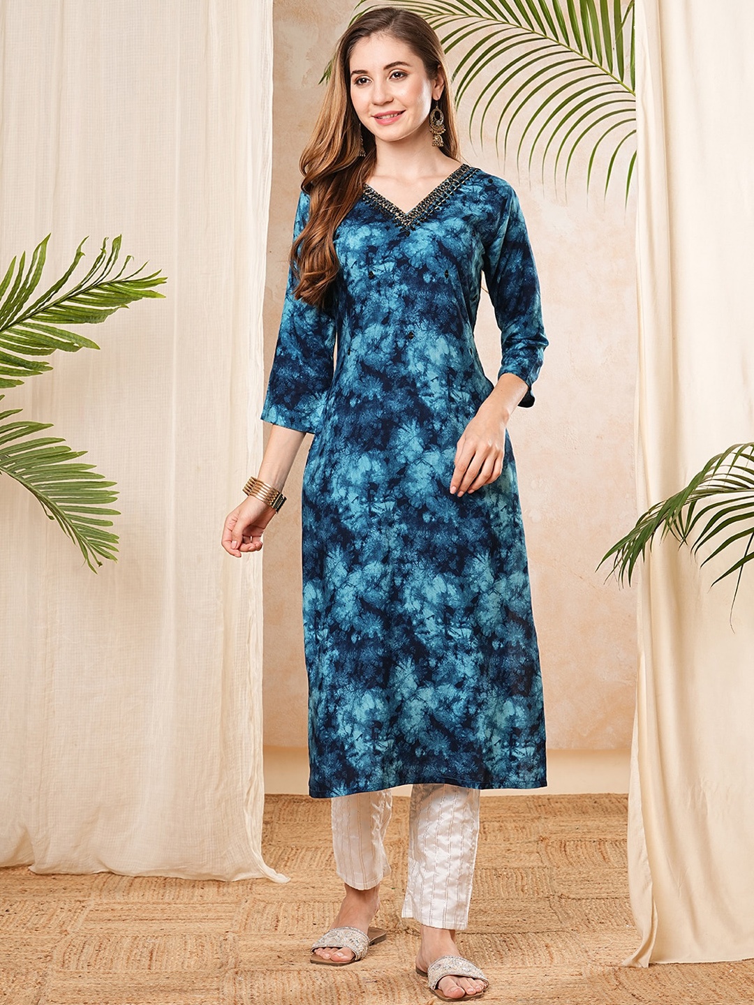 

FASHOR Tie - Dyed Printed Thread Work Straight Kurta, Blue