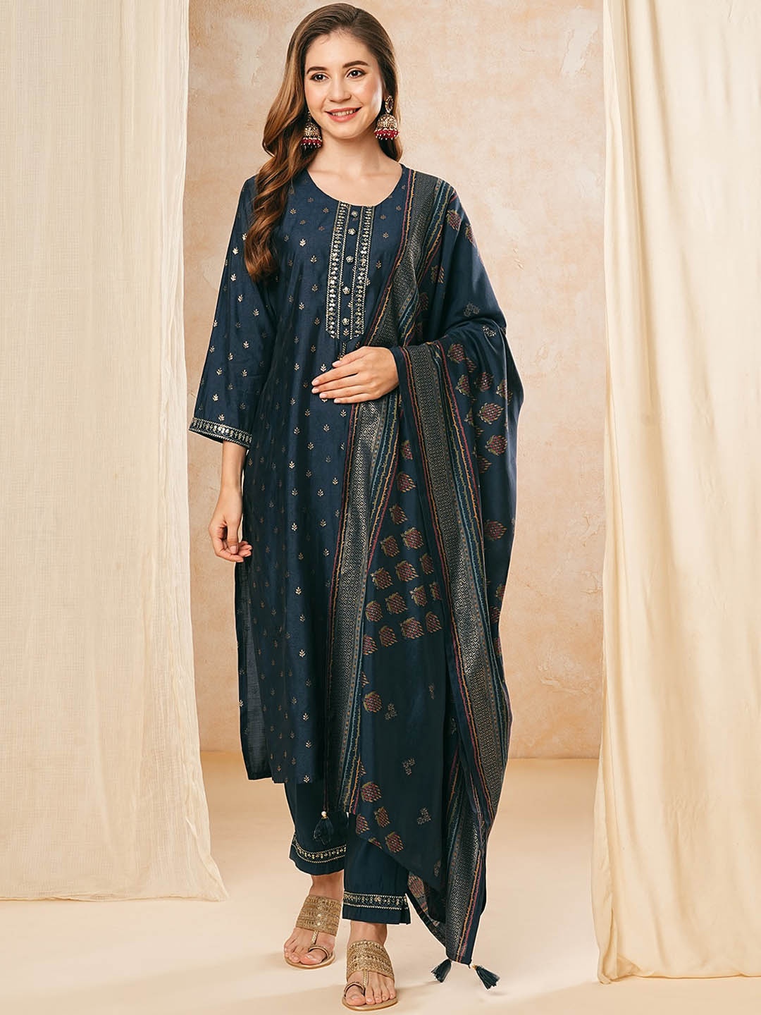 

FASHOR Ethnic Motifs Printed Straight Kurta With Trouser & Dupatta, Blue