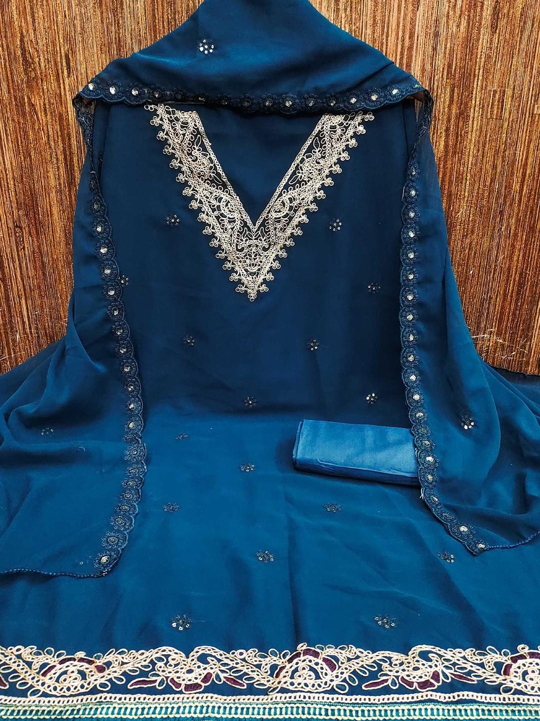 

KALINI Floral Embroidered Unstitched Dress Material, Teal