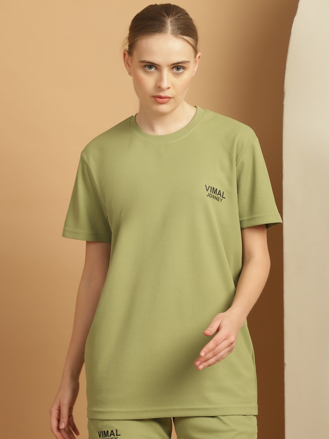 

MACK JONNEY Women Solid Drop-Shoulder Sleeves Oversized T-shirt, Green