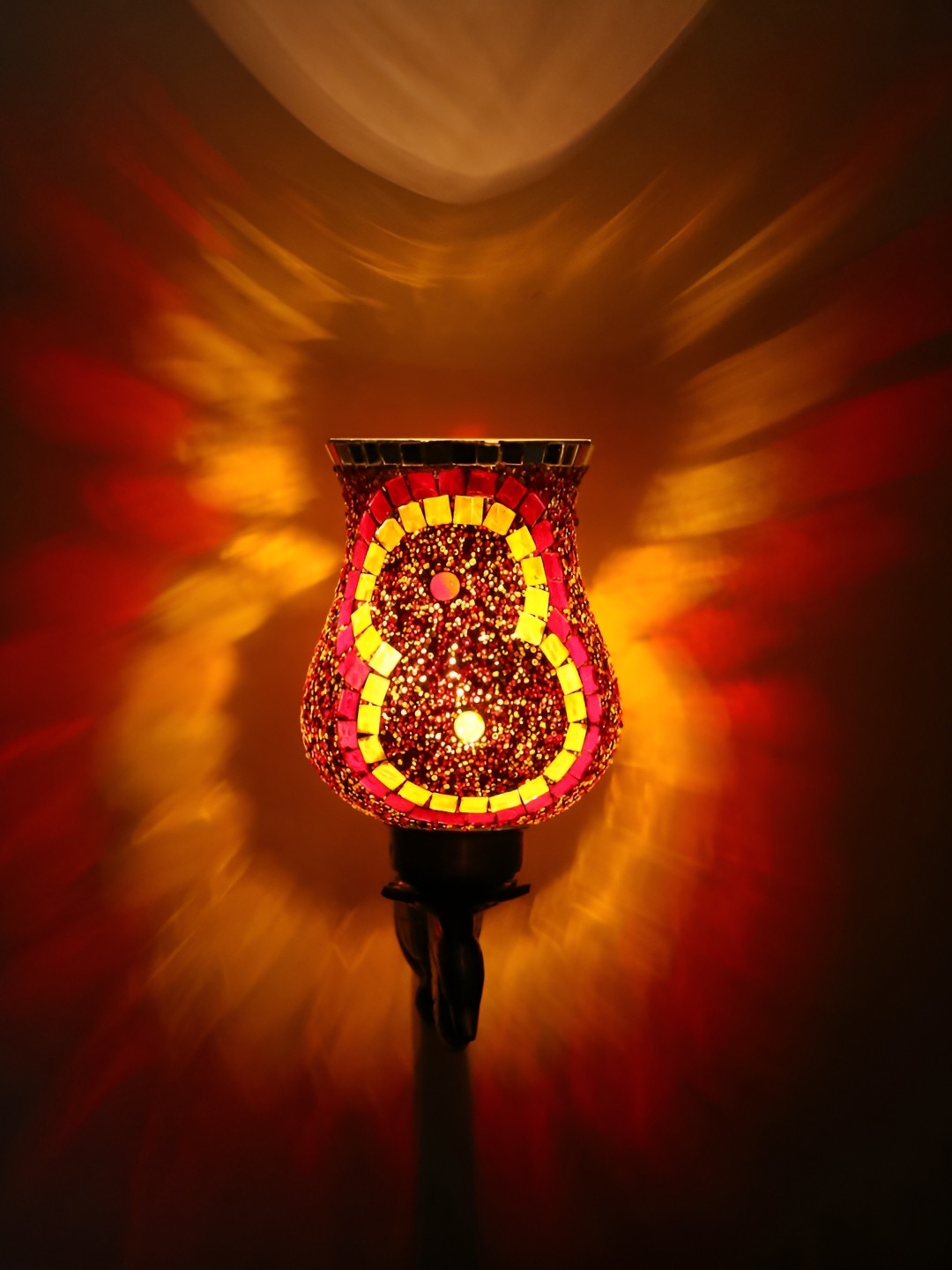 

1ST TIME White & Red Textured Glass Traditional Wall Lamp