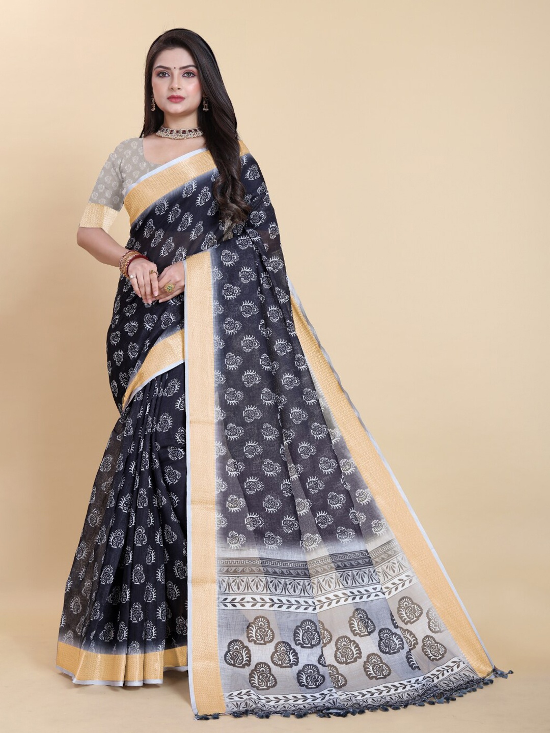 

Sitanjali Floral Linen Blend Chanderi Saree, Black