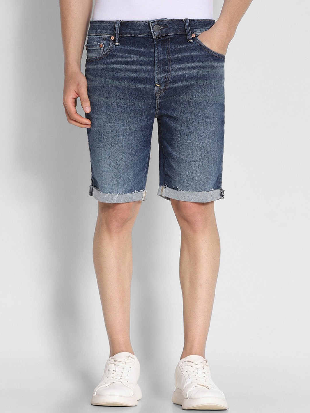 

AMERICAN EAGLE OUTFITTERS Men Washed Denim Shorts, Blue