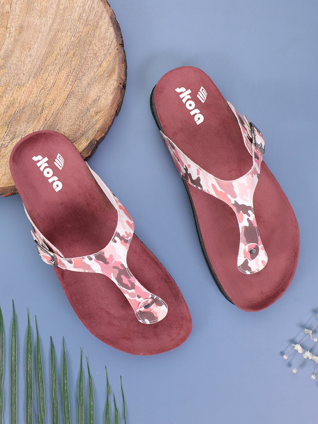 

SKORA Printed Open Toe Flats, Peach