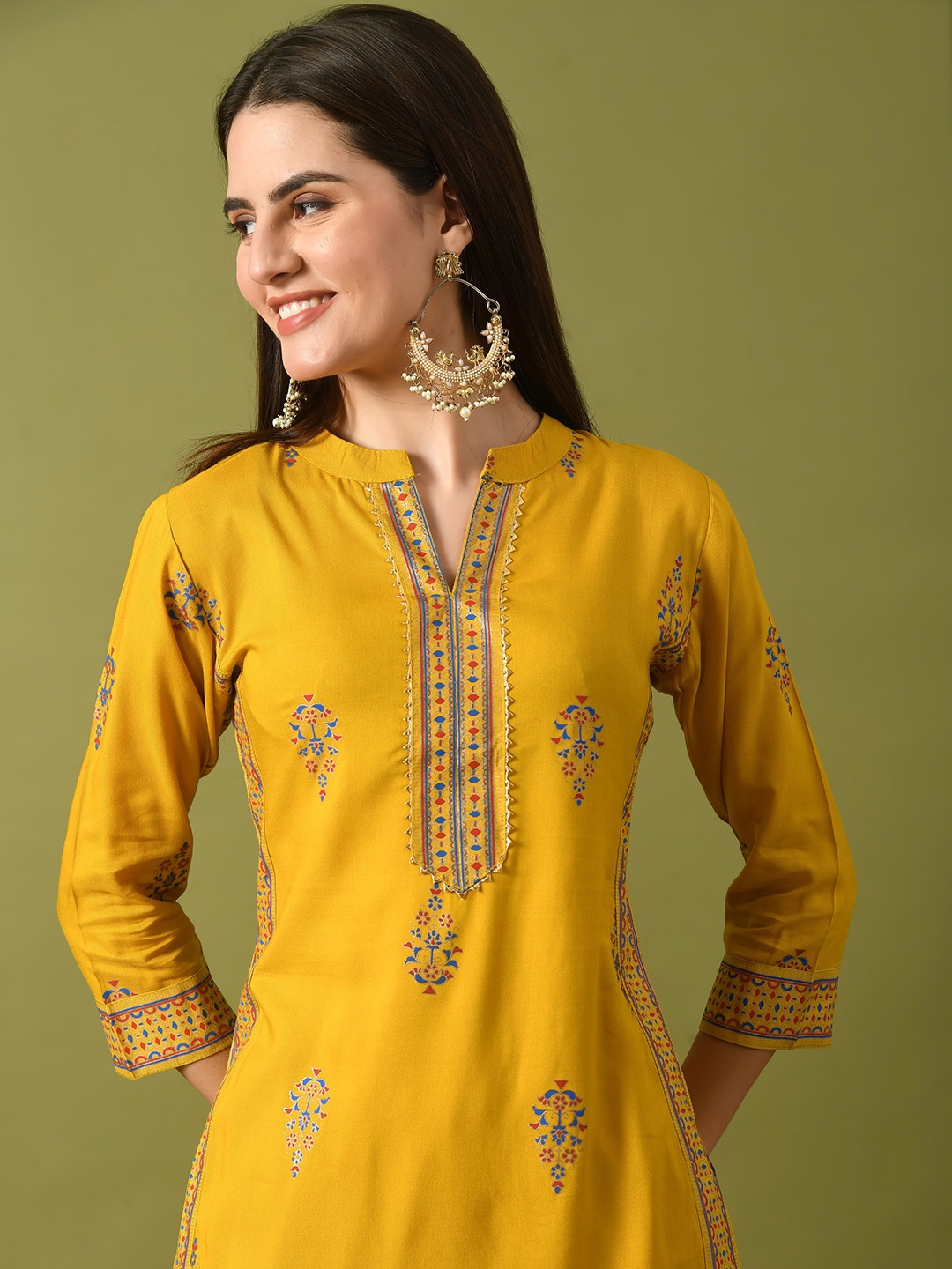 

ANNSH APPAREL Ethnic Motifs Printed Mandarin Collar Straight Kurta, Yellow